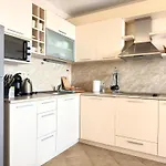 In Complex Atia Chernomorets