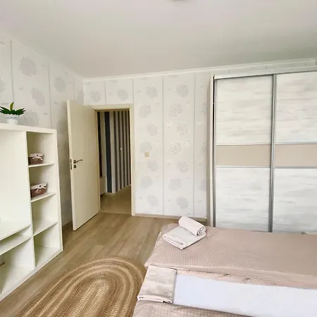 In Complex Atia شقة