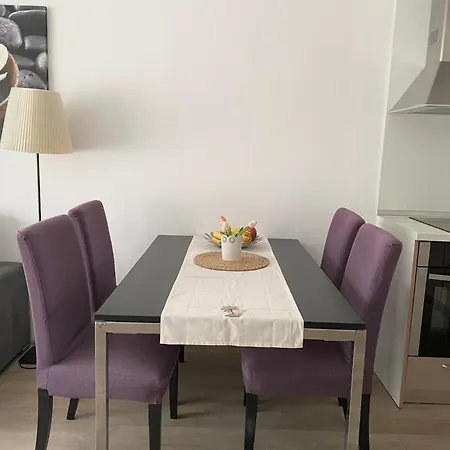 In Complex Atia شقة