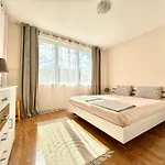 In Complex Atia Apartament