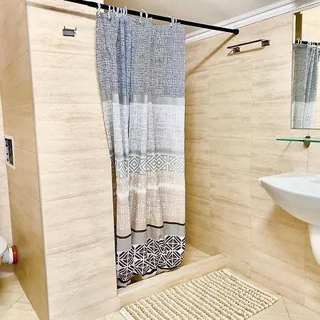 In Complex Atia Апартамент