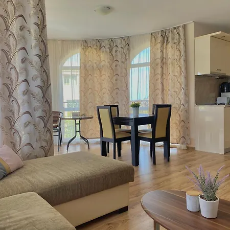 In Complex Atia Апартамент Черноморец