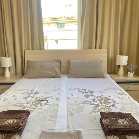 In Complex Atia Апартамент