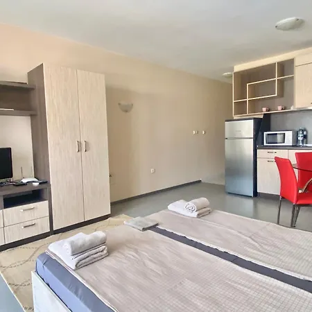 In Complex Atia Апартамент