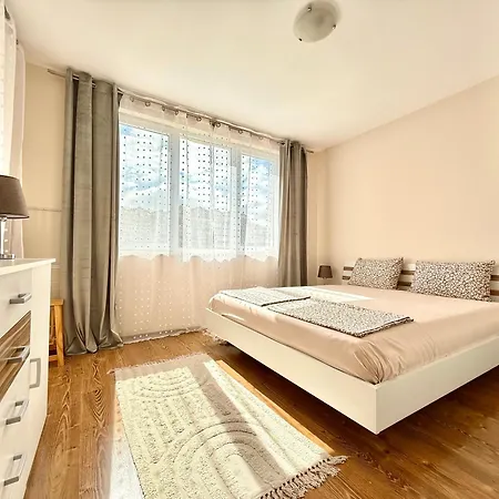 In Complex Atia Apartamento