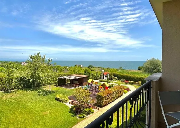 Appartement In Complex Atia *