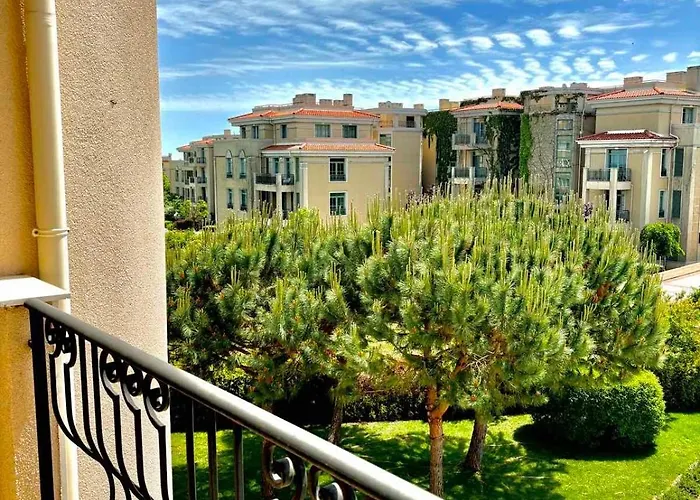 Appartement In Complex Atia Tchernomorets