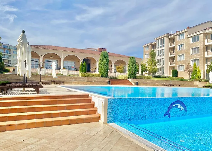 Appartement In Complex Atia *