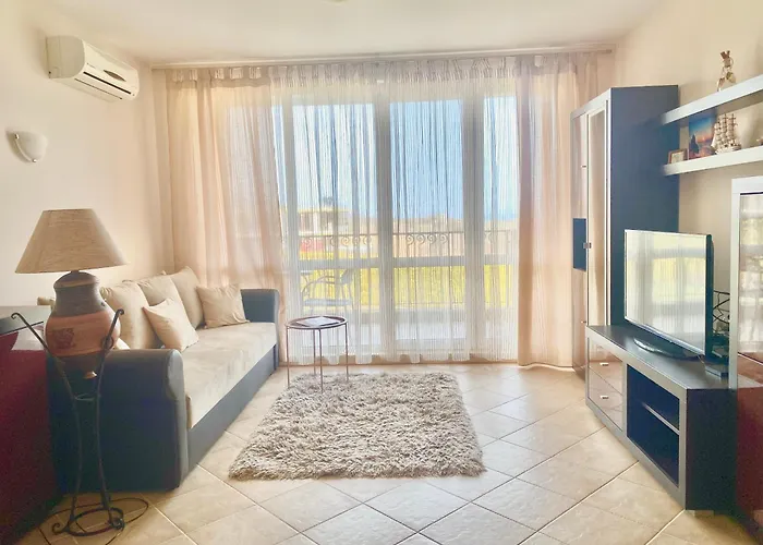 In Complex Atia Tchernomorets