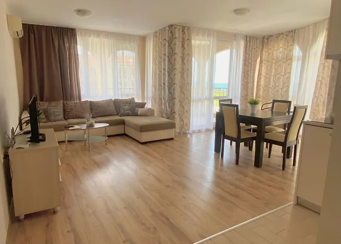 In Complex Atia Tchernomorets