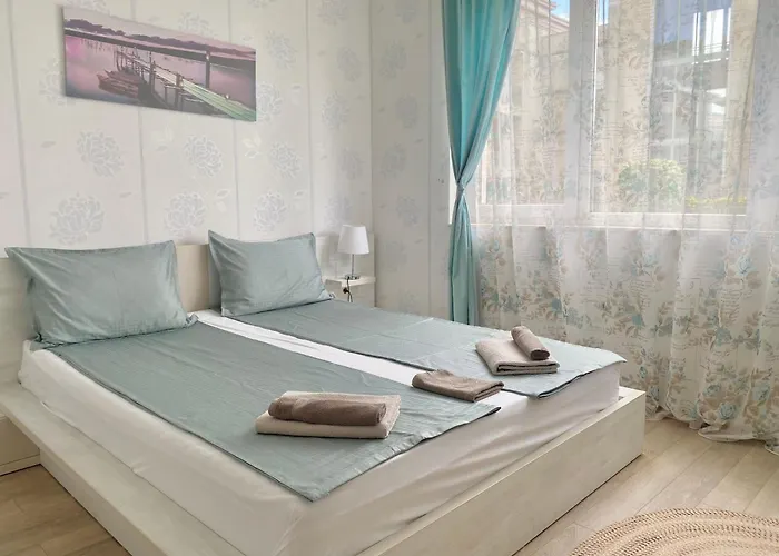 Appartement In Complex Atia